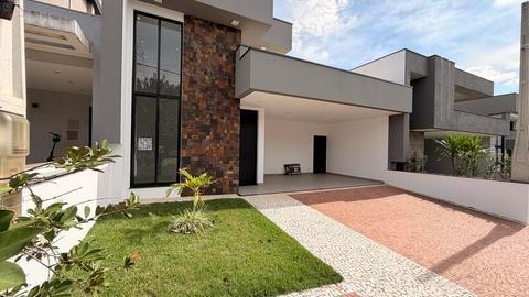 Casa à venda em Hortolândia, Residencial Jardim do Jatobá, com 3 suítes, com 151 m²